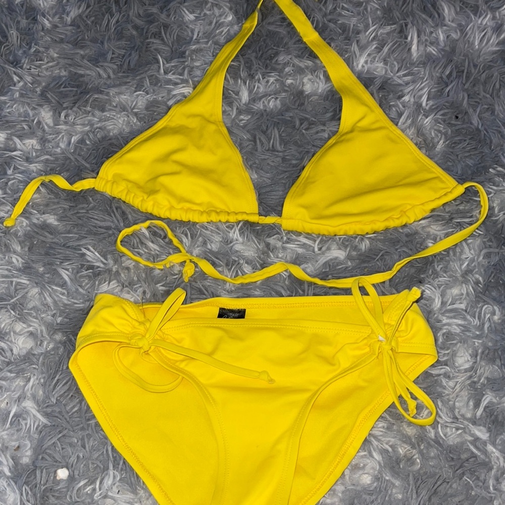 Yellow bikini